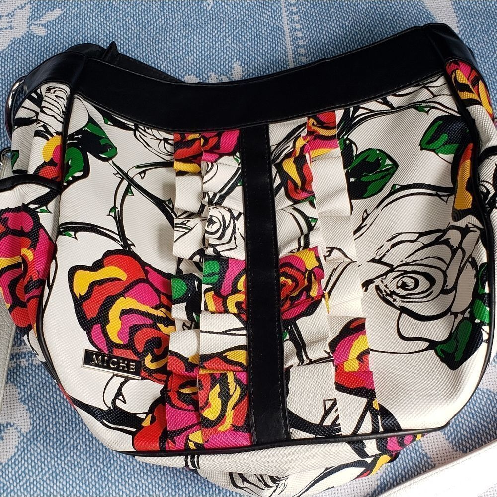 NWOT Ivy Miche Shell White Faux Leather Floral